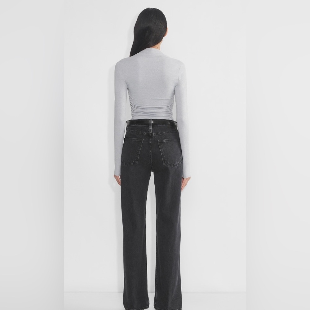 Aritzia Contour Flourish Longsleeve Top Chrome Ruched Flattering Smoothing - Picture 5 of 11
